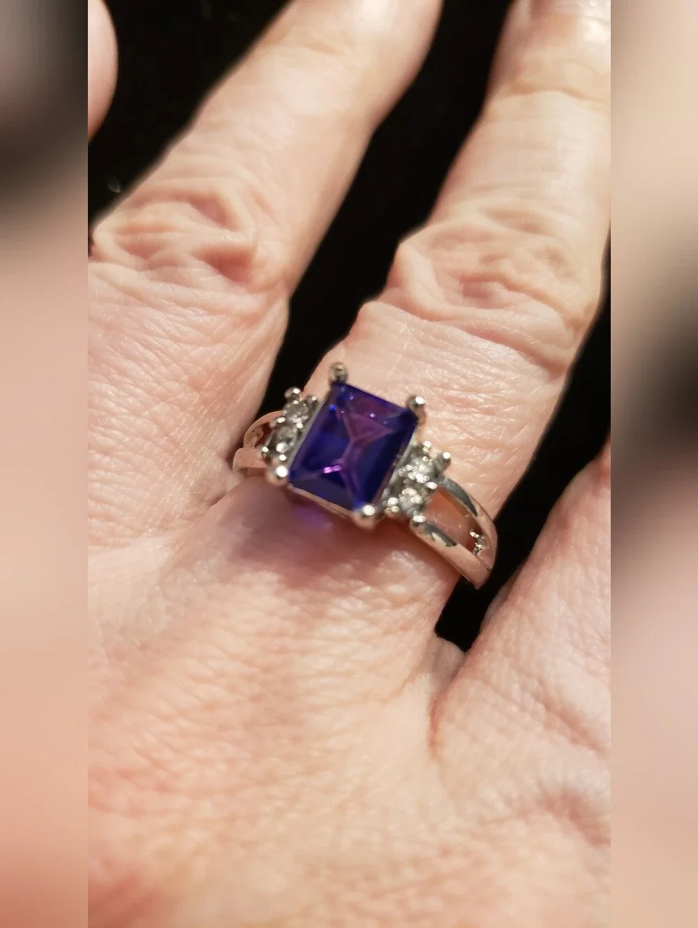 NEW Tanzanite Fashion Ring, Sz 8.5, S.P. Gorgeous Purple Blue Emerald Cut Stone.